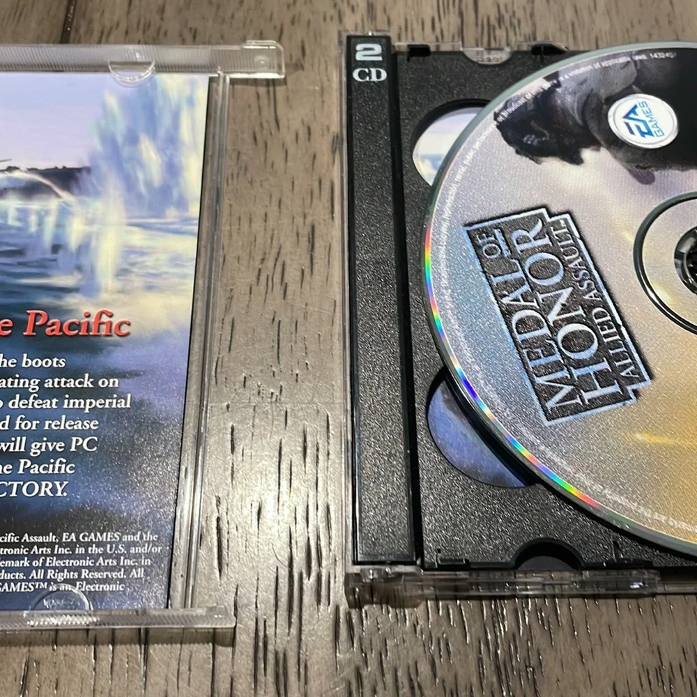 Medal of Honor Allied Assault PC Game with Spearhead Expansion Pack